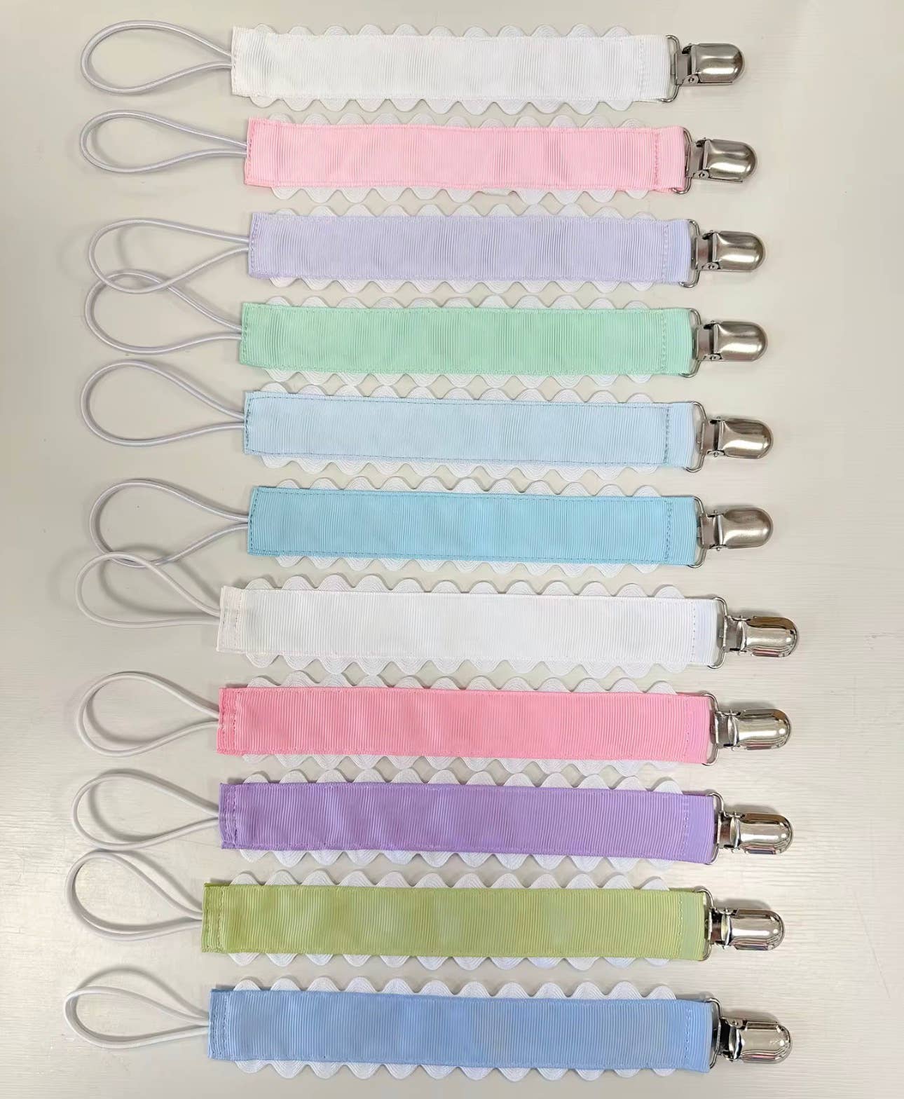 Zsa Zsa & LoLLi Monogram Blanks - Pacifier Clip, Monogram-able Assorted Colors: Pearl Pink