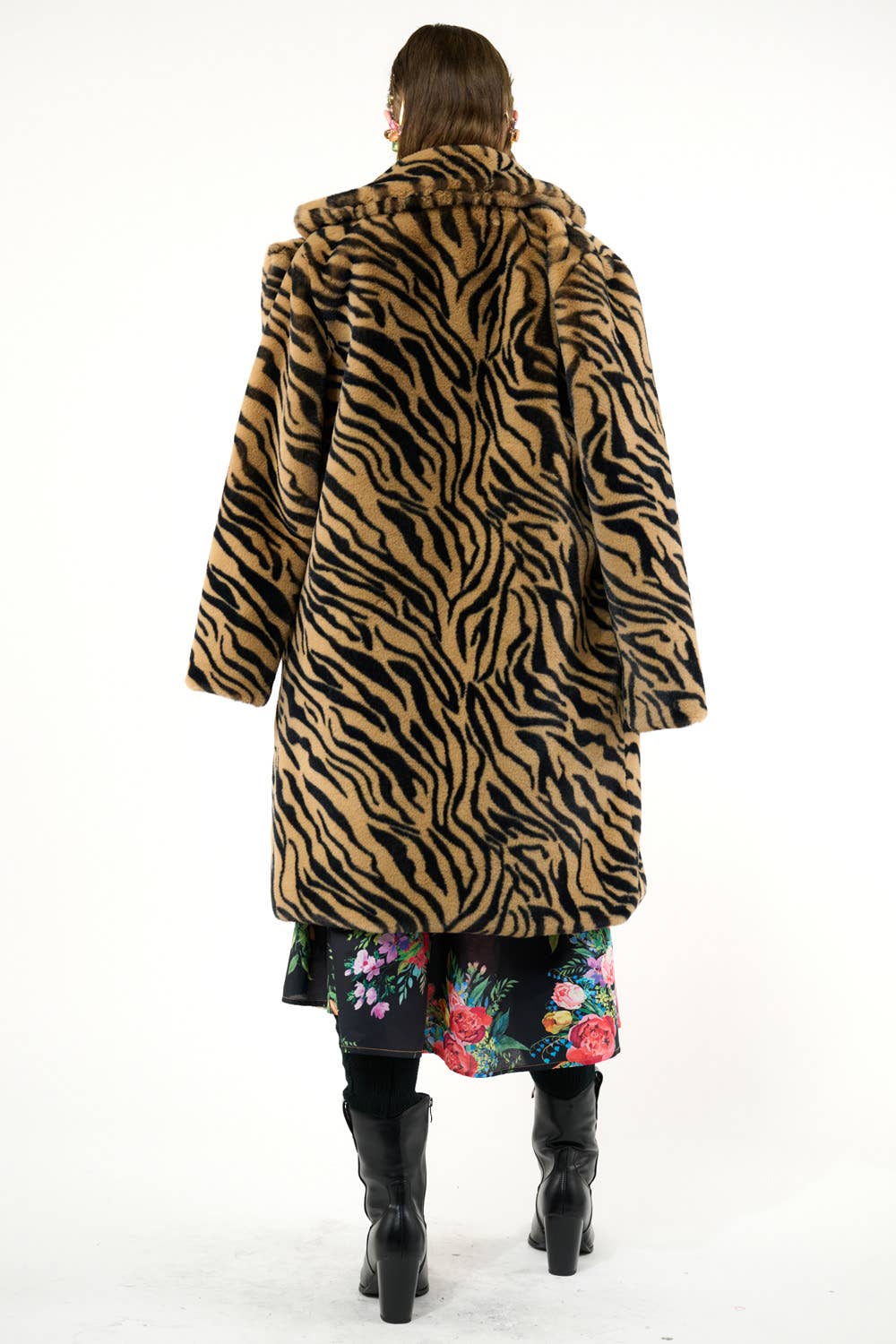 Aratta - Zinnia Shirt-Dress: Black Floral / M