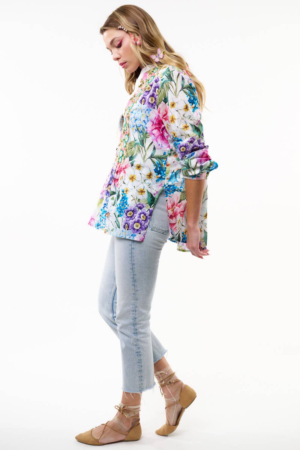 Aratta - Ibiza Embroidered Blouse / Top: White Floral / M