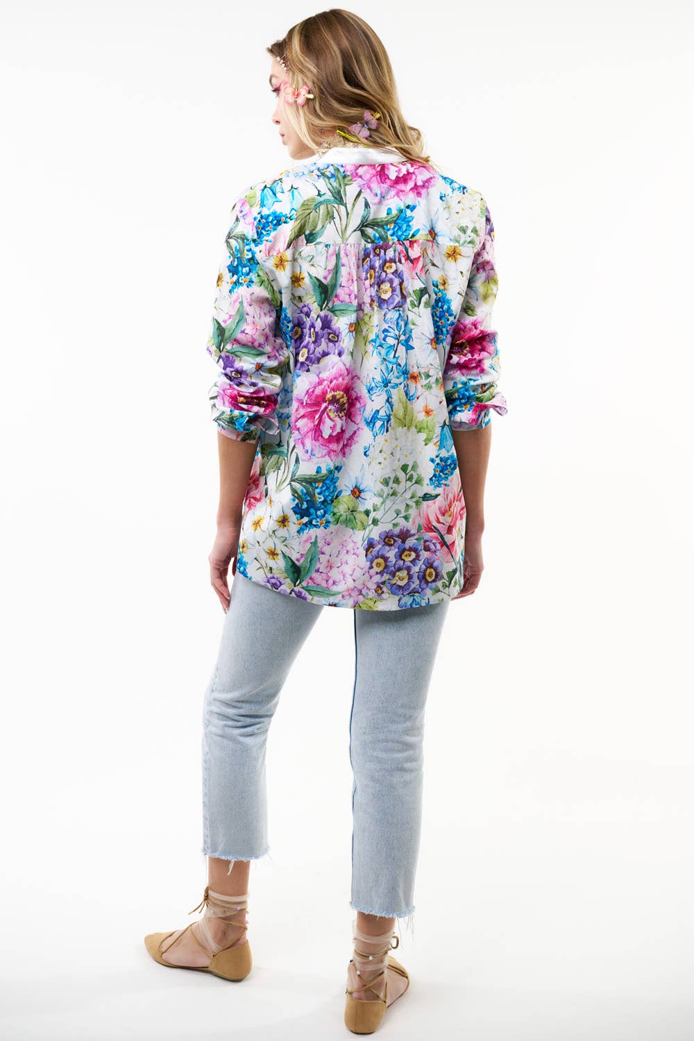 Aratta - Ibiza Embroidered Blouse / Top: White Floral / M