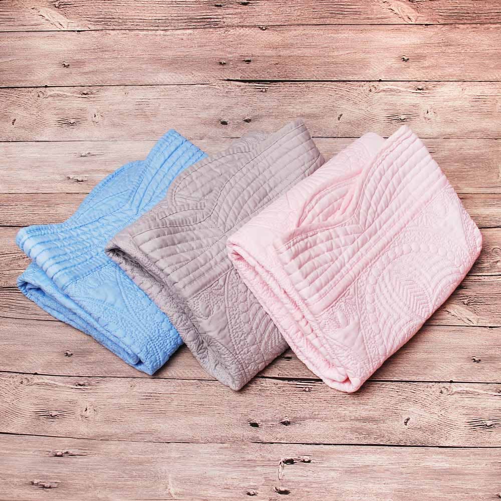 Zsa Zsa & LoLLi Monogram Blanks - Heirloom Quilt - Baby Quilt Blanket Monogram: White