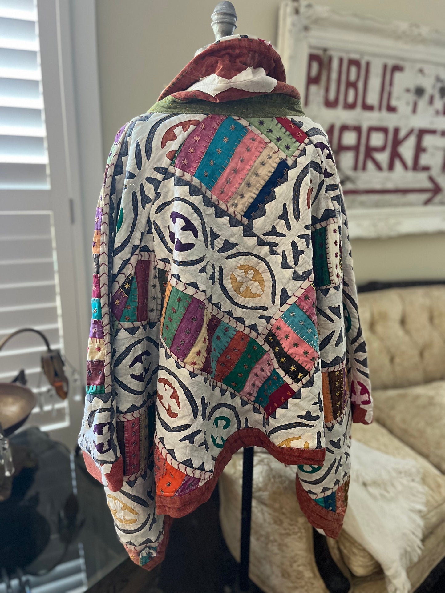 Poncho with incredible detail